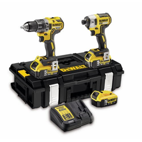 Un ensemble d'outils électriques sans fil DeWalt DCK266P3